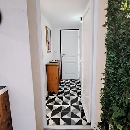 Le Patio De Ninou *